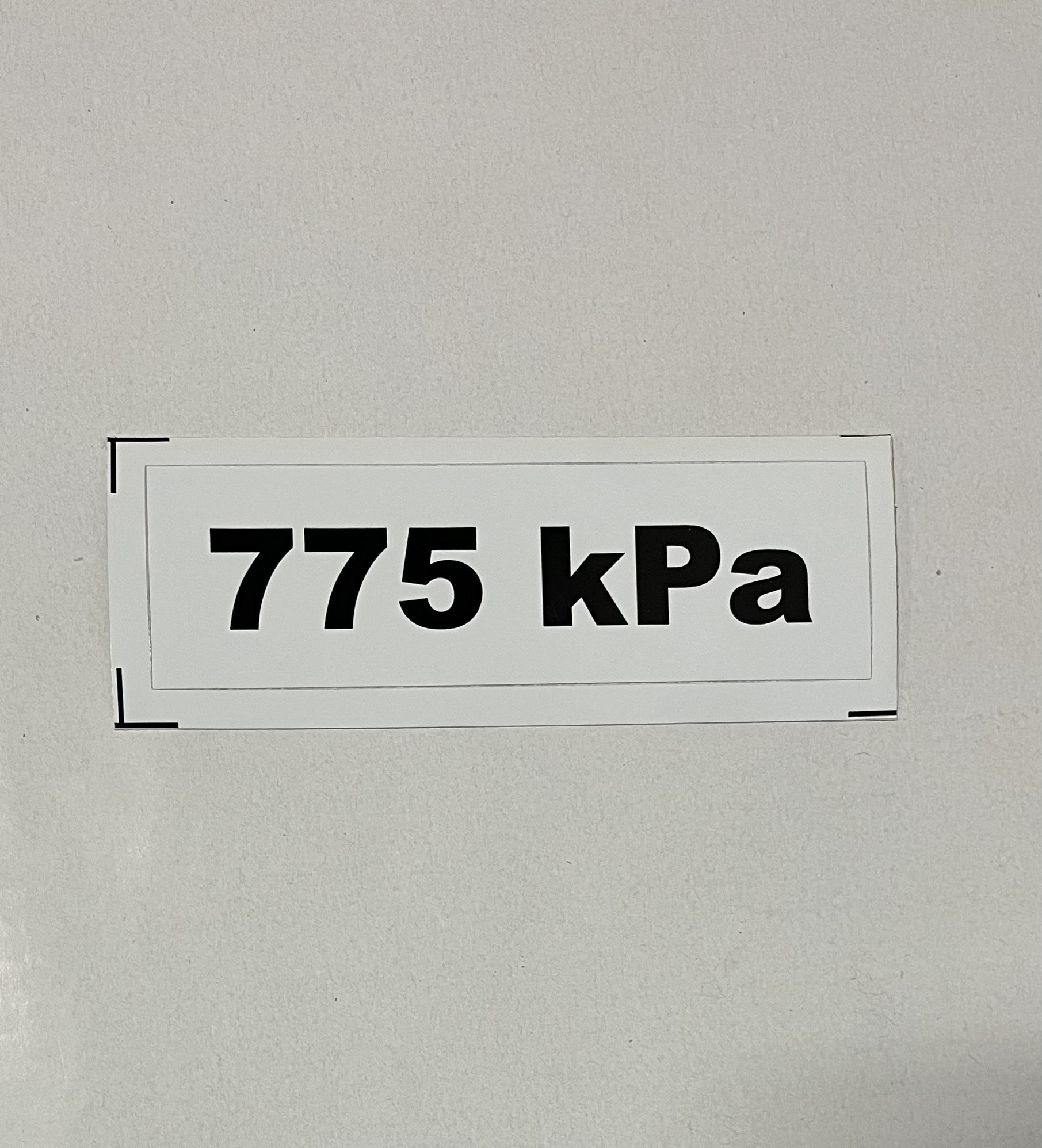 Označenie kPa 775
