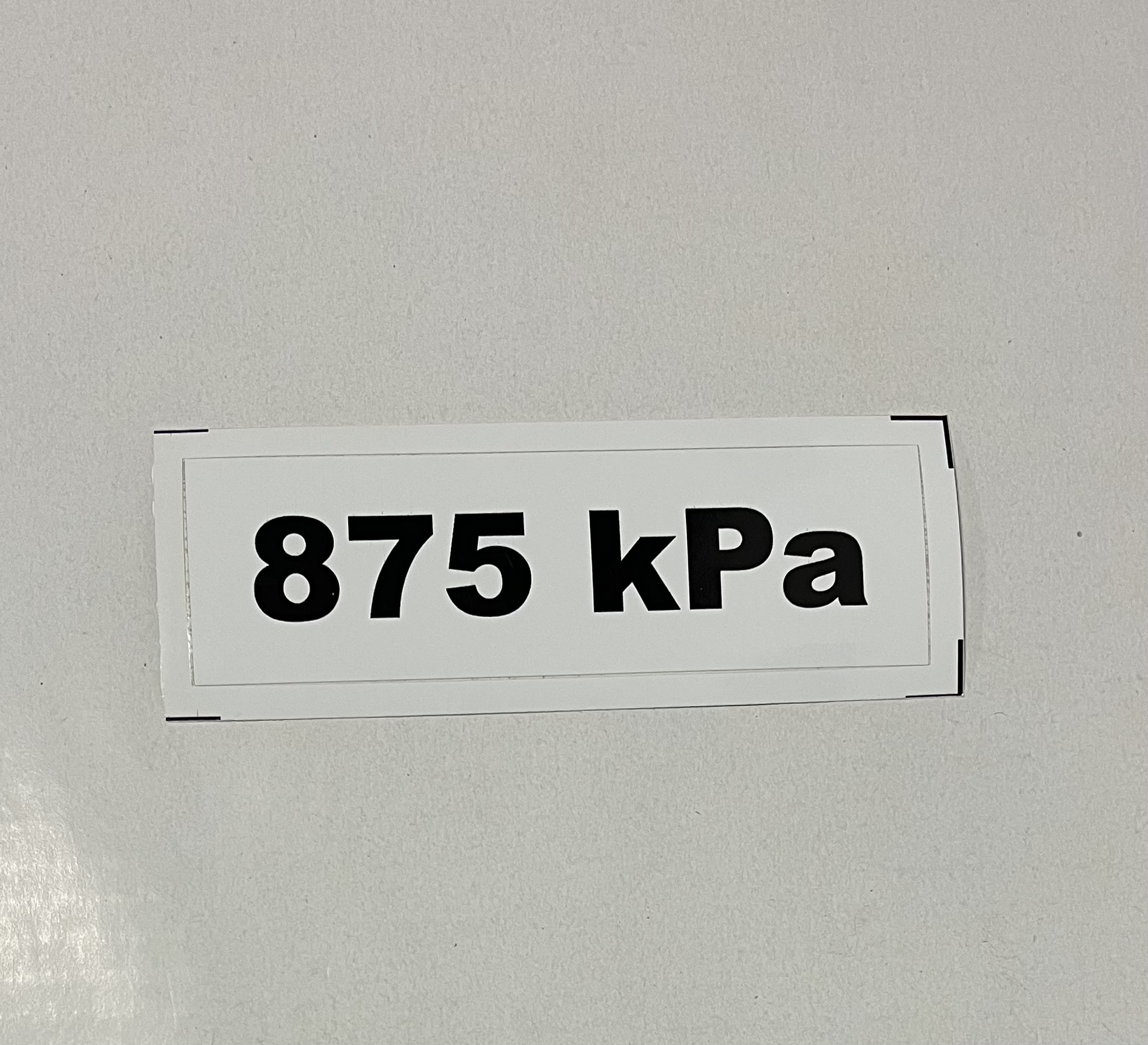Označenie kPa 875