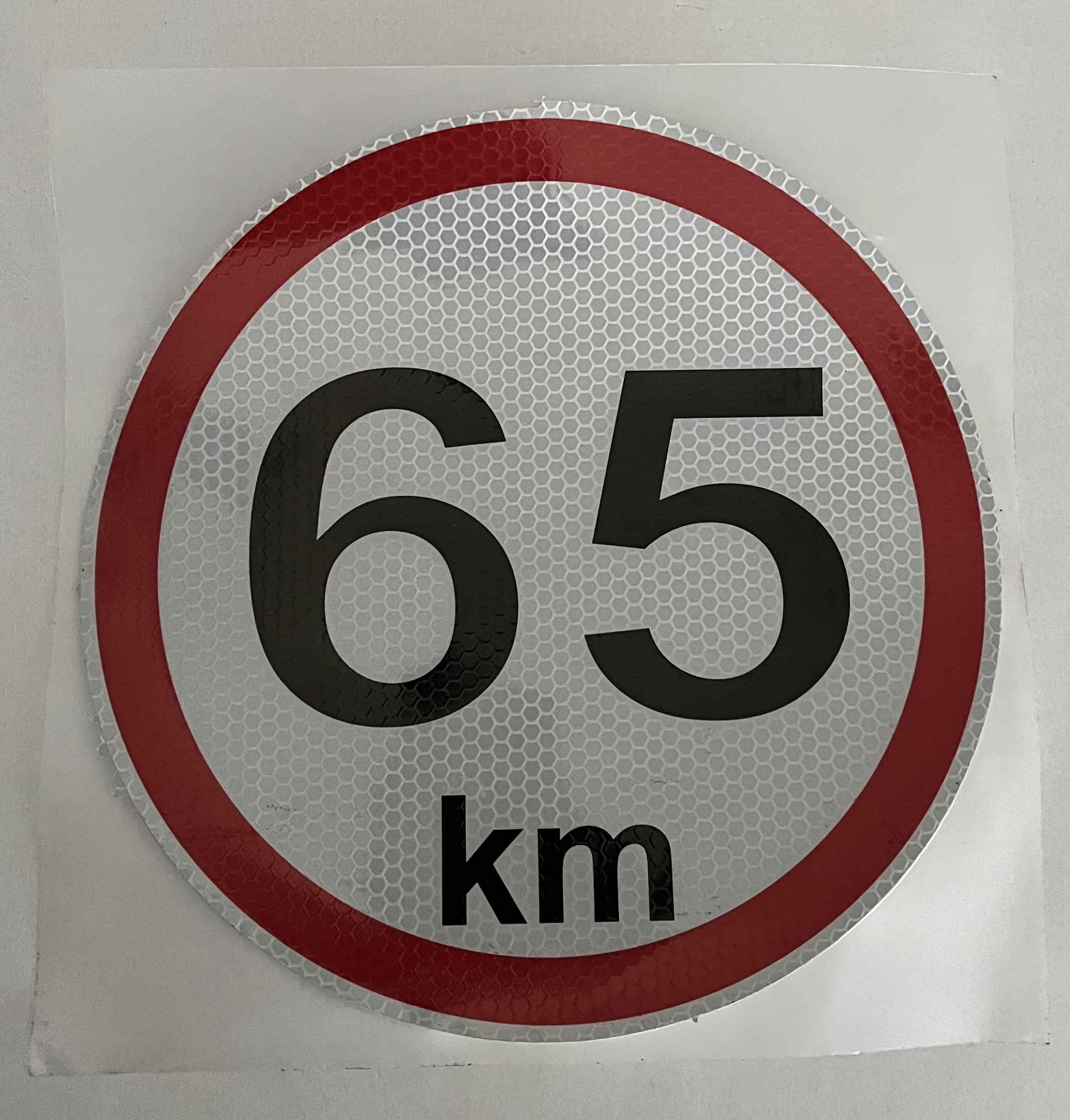 Označenie rýchlosti 65km/h